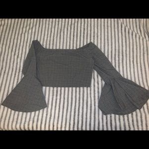 Flounce sleeve crop top